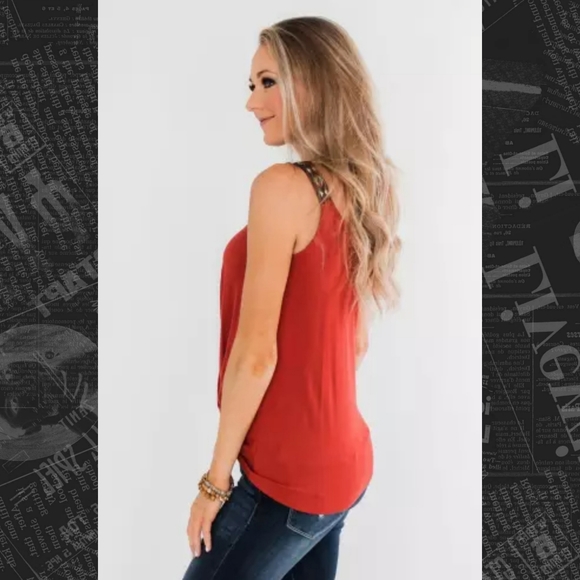 ‼️CLEARANCE PRICE FIRM‼️Red/Orange Twist Tank🔥 - Picture 3 of 6